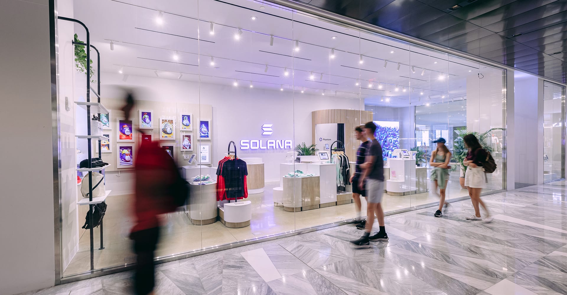 Solana Spaces - Manifold %