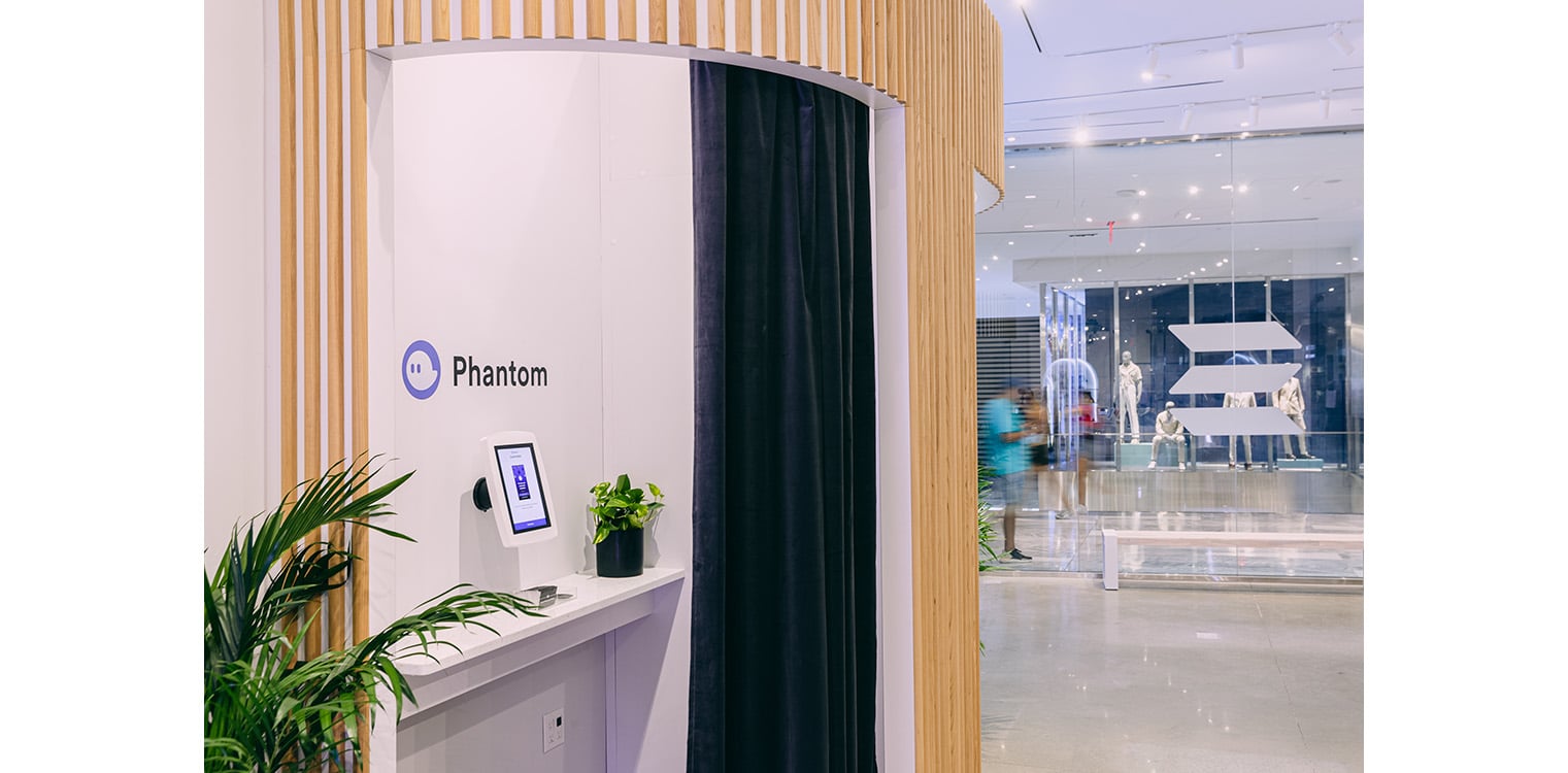 Solana Spaces - Manifold %