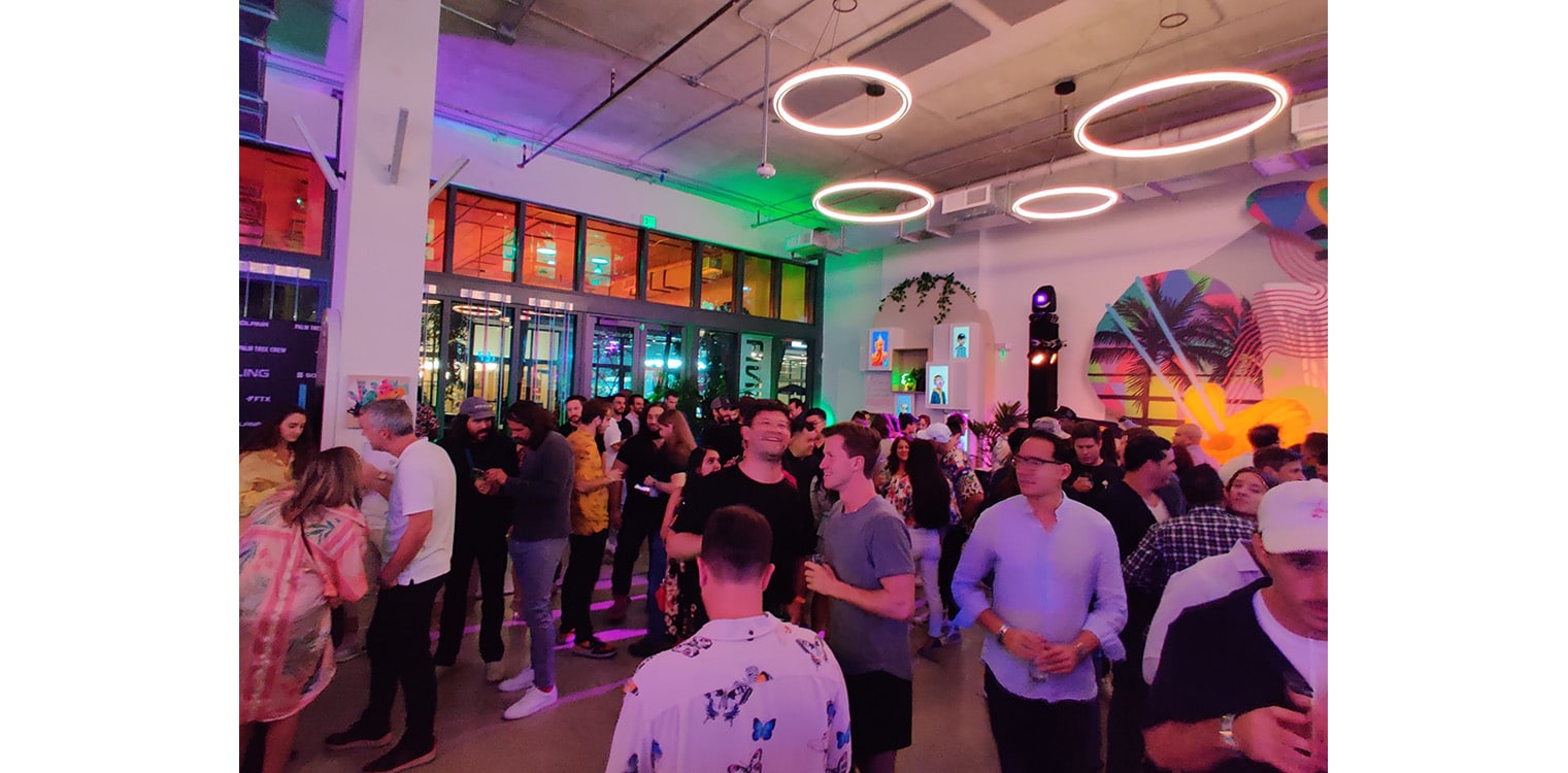 Solana Spaces - Manifold %